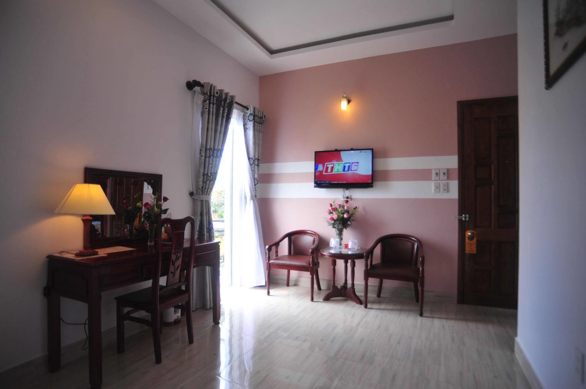 Hong Thien Ruby Hotel Hue Exterior photo